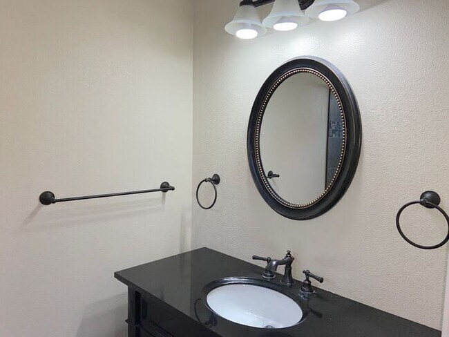 Building Photo - Sparks Single Story Home - 4 Bedrooms (Ree...