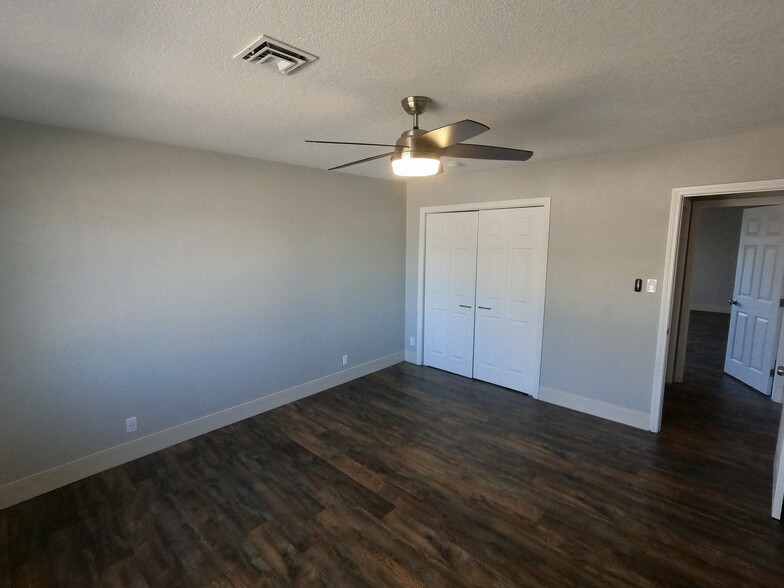 Second Bedroom - 604 Bonita Ave