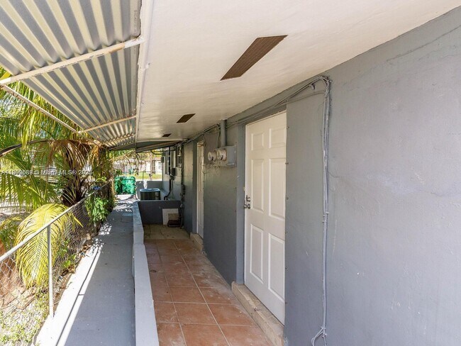 Building Photo - 1342 NE 110th Terrace