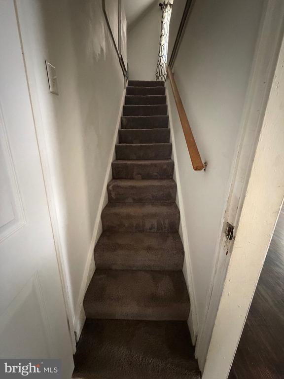 Building Photo - 6609 Patterson St