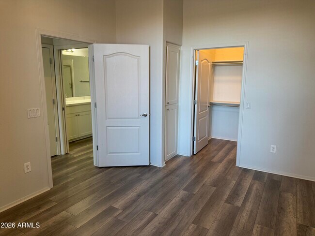 Building Photo - 11640 N Tatum Blvd