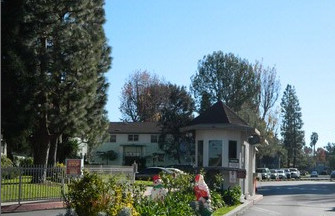 Building Photo - 5870 Bowcroft St