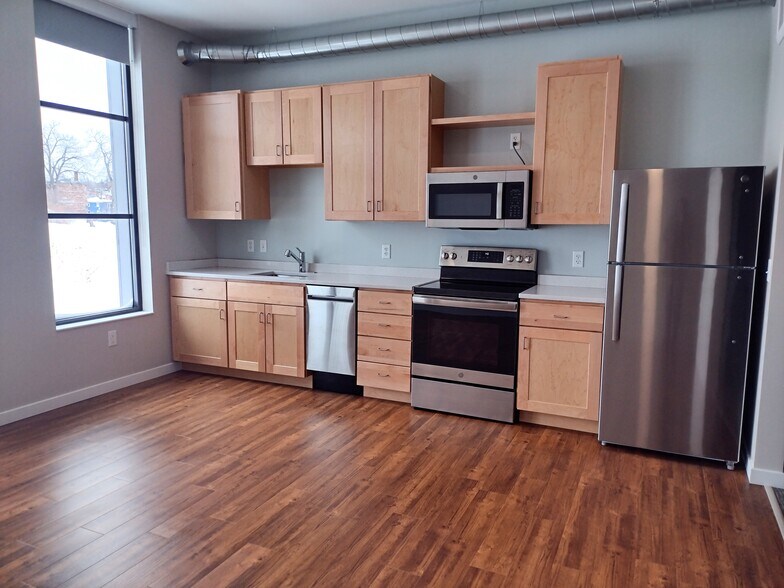 Two Marquette Place 407 S Lakeshore Blvd Marquette MI 49855