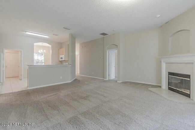 Building Photo - 684 Sid Dr