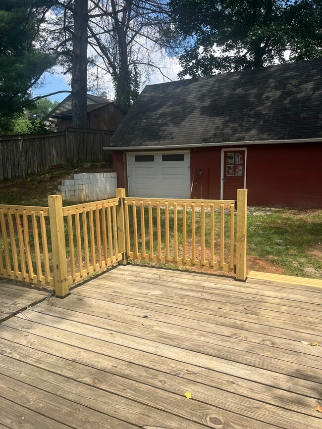 Building Photo - 1302 Coral Sea Dr