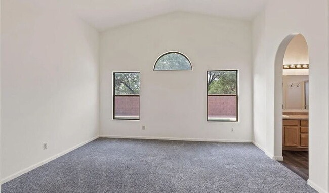 Building Photo - Rancho Sahuarita