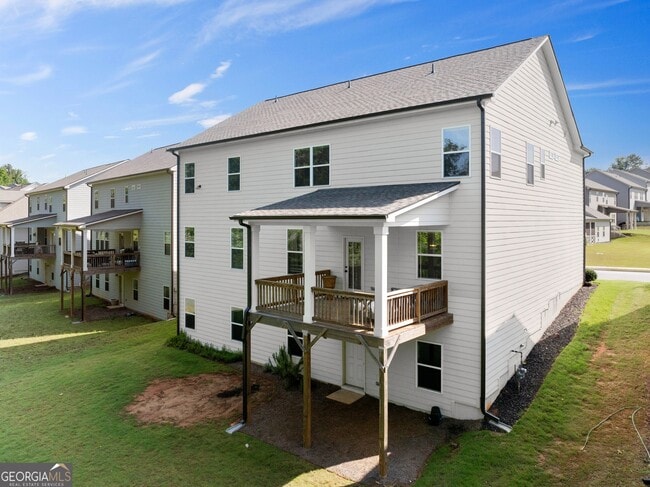 Building Photo - 4656 Silver Oak Dr SW