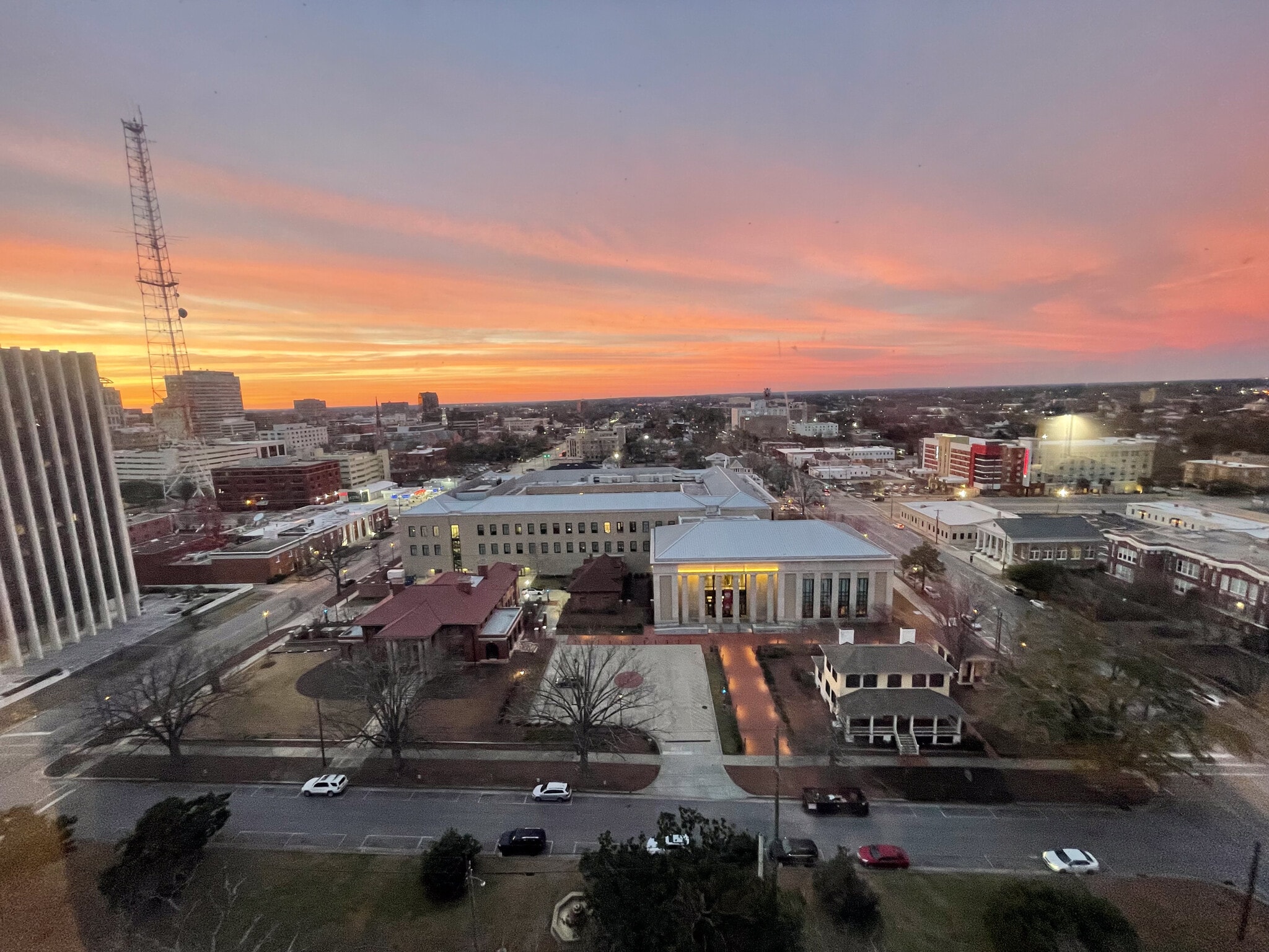 Building Photo - 1520 Senate St