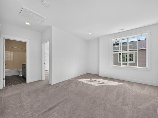 Building Photo - 21238 80th Ave W