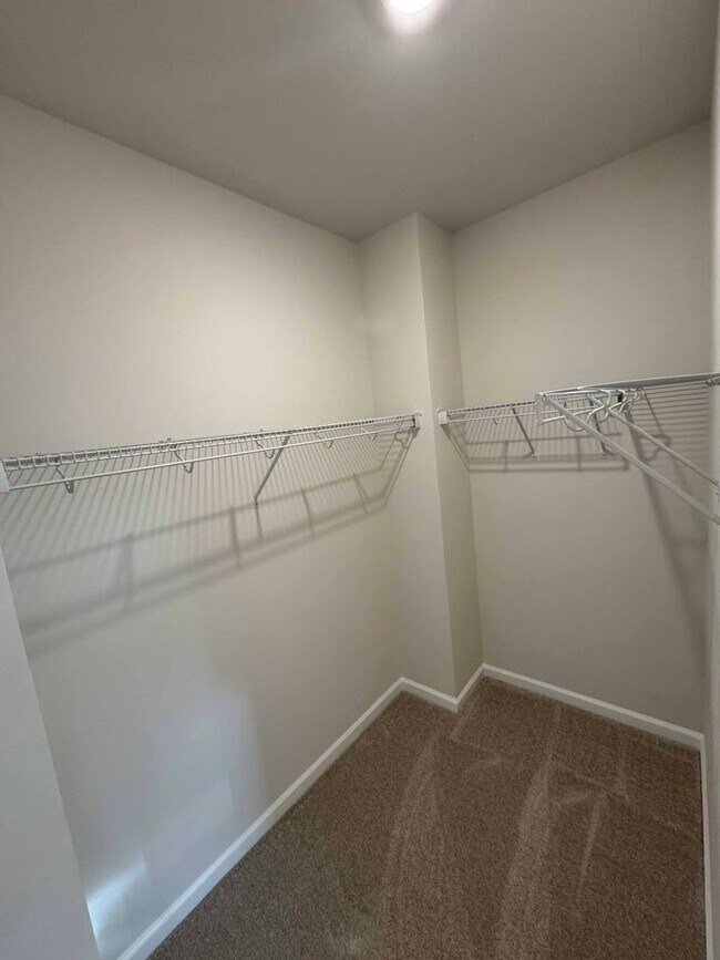 Building Photo - Bailey's Cove at Hilton Head Island | Where coastal living meets effortless elegance.