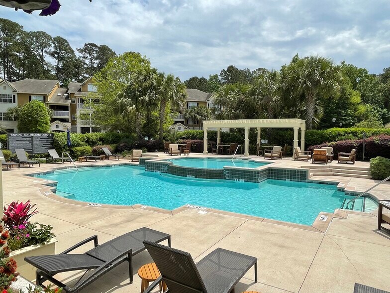 Pool - 2208 Walden Park Dr