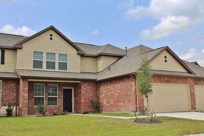 Building Photo - 12255 Roy Mix Bohn Lane