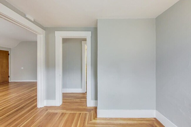 Building Photo - 2338 Channing Way