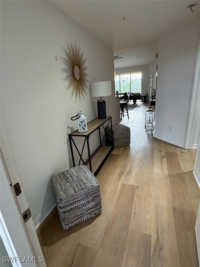 Building Photo - 4650 Yacht Harbor Dr