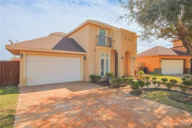 Primary Photo - 2106 N 48th Ln