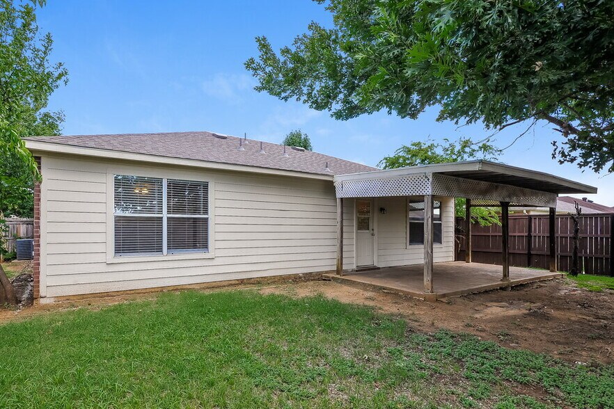 Building Photo - 8528 Gatlinburg Dr