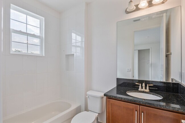 Building Photo - Resort Style Amenities - 2023 Construction