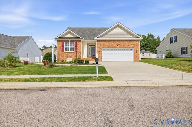 Building Photo - 6613 St Laurence Dr