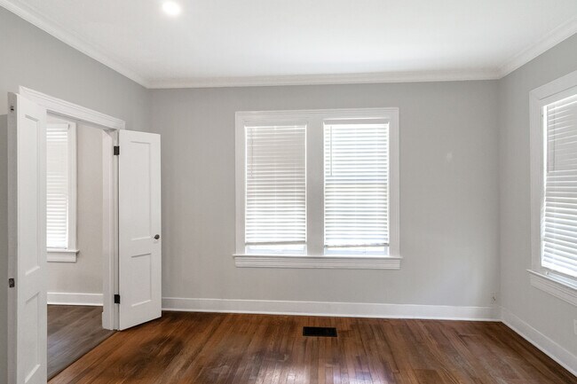 Building Photo - 4097 Redwing Ave