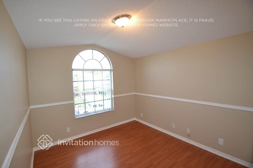 Building Photo - 3733 Old Lighthouse Cir