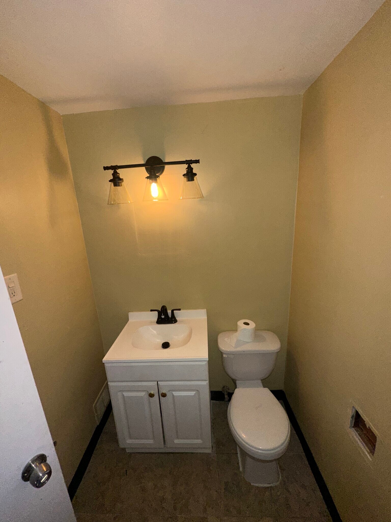 Building Photo - 2234 Worton Blvd