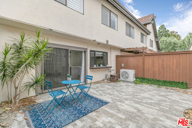 Building Photo - 1278 Stonewood Ct