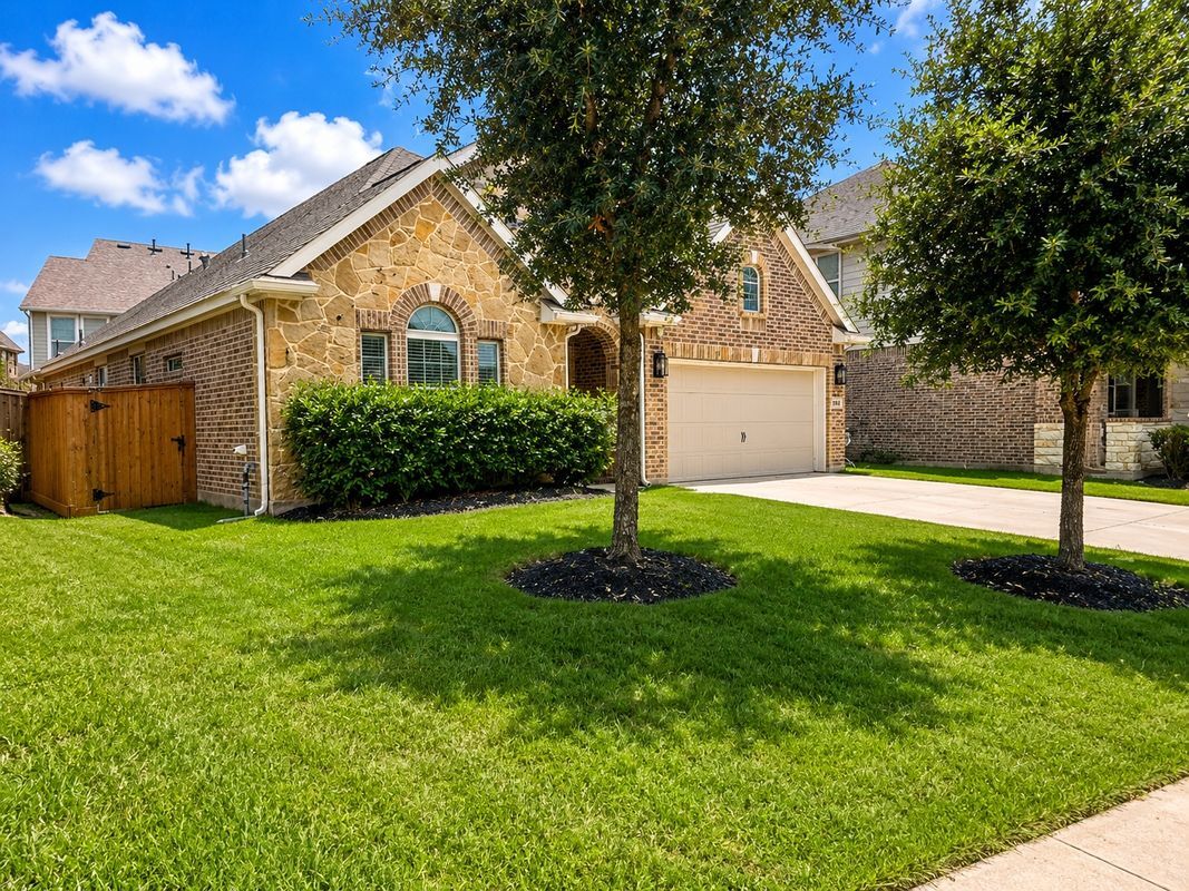 Building Photo - 23311 Verita Ct
