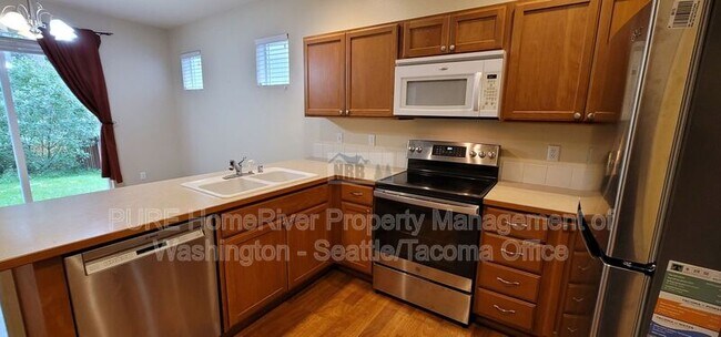 Building Photo - 9606 191st St Ct E