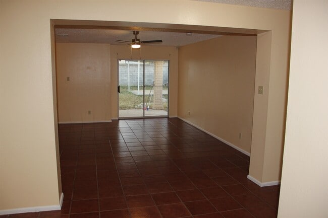 Building Photo - 1801 Denmark Ln