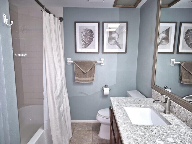 Building Photo - 50 Woodlake Pl