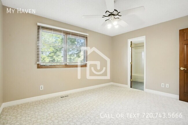Building Photo - 16173 E Crestline Pl