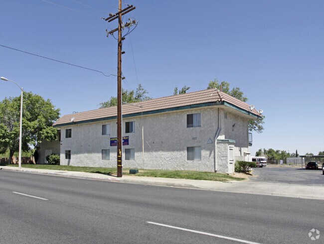 Primary Photo - Palmdale Meadows Apartments