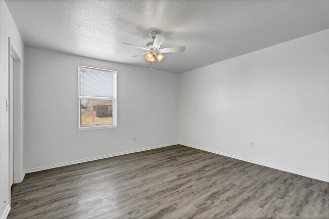 Building Photo - 206 Bobbie Ann Ct