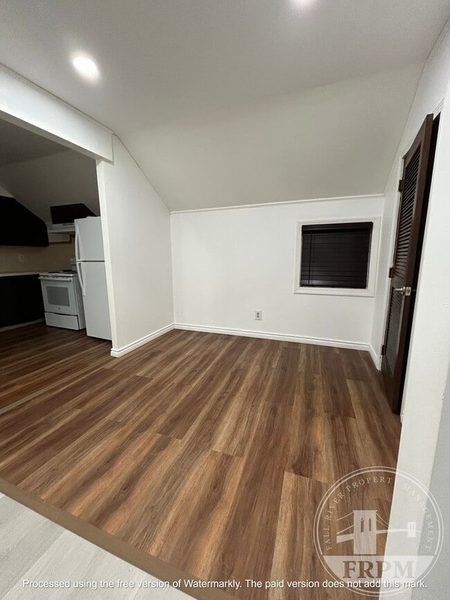 Building Photo - 64 Eddy St