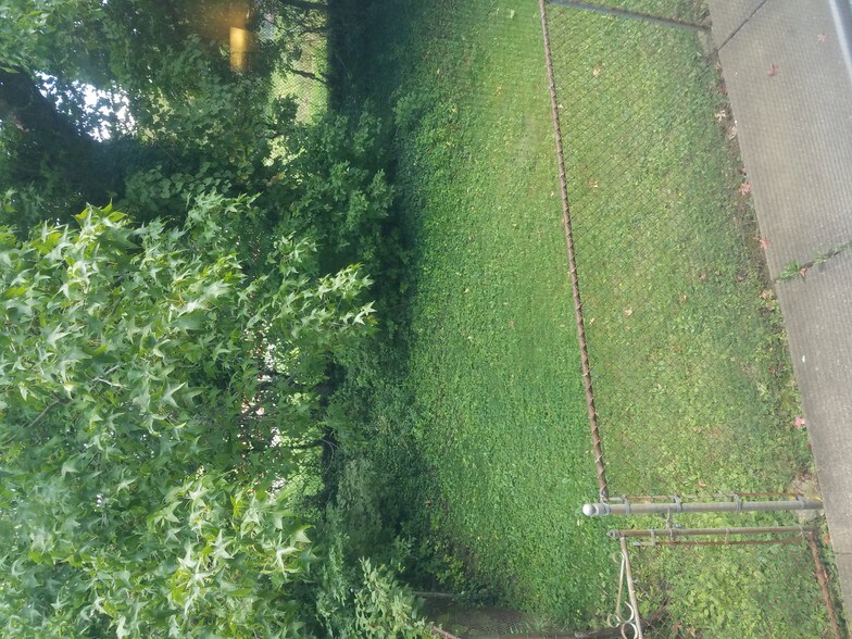 Private fenced in yard - 11 Corbin Ct