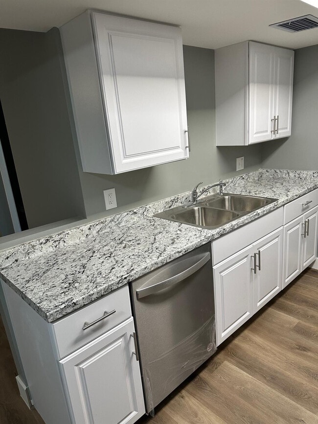 Building Photo - 1353 Silverado