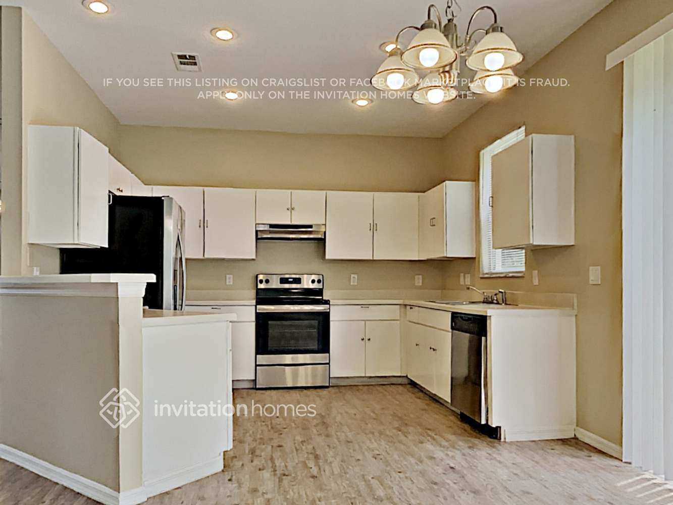 Building Photo - 2762 Cullens Ct