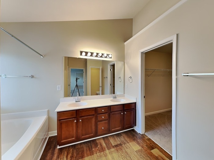 Building Photo - 2609 Bluestone Dr SW