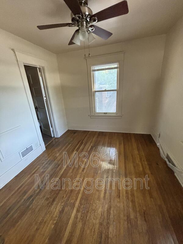 Building Photo - 1727 S 13th St