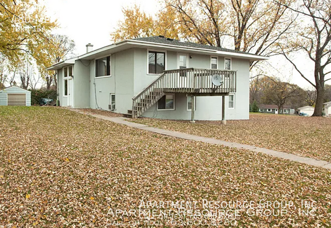 Building Photo - 480 Merriman Dr