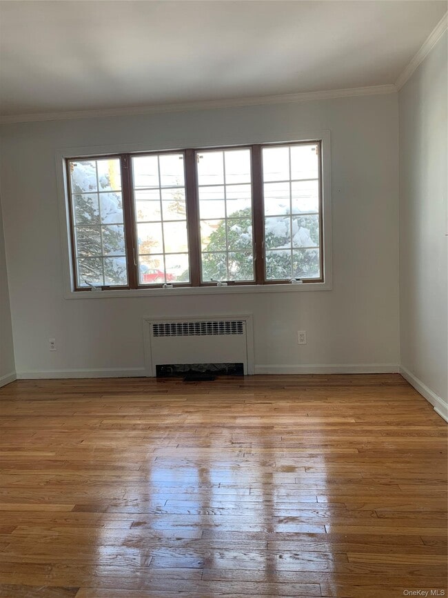 Building Photo - 336 Scranton Ave