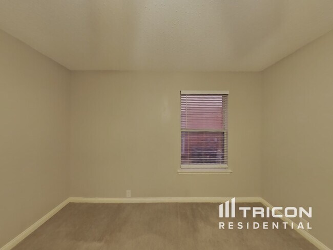 Building Photo - 8348 Orleans Ln