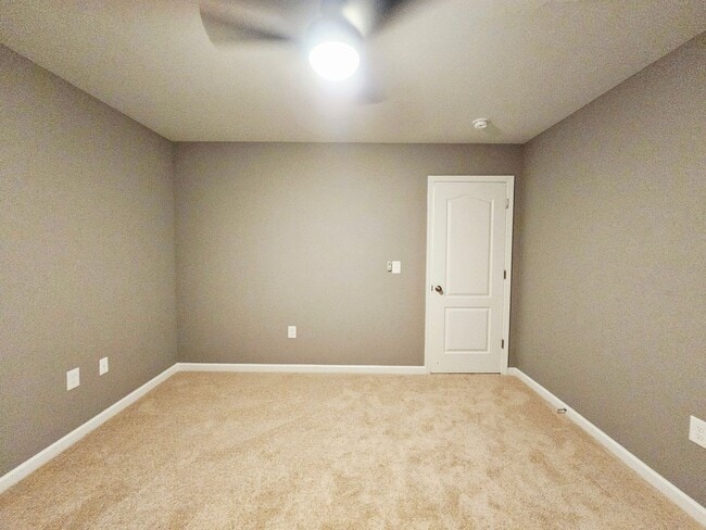 Building Photo - Well Maintained Home  Built in 2019