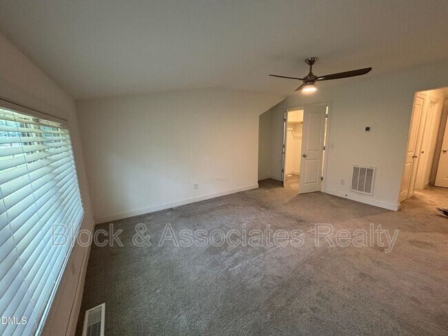 Building Photo - 5710 Parker Pnes Ct