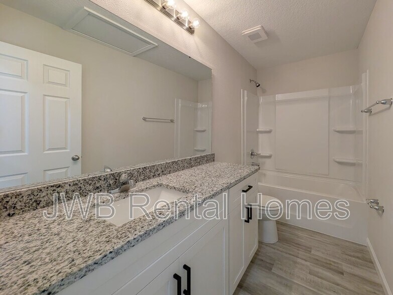 Building Photo - 8205 Galveston Ave