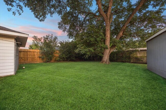 Building Photo - 6215 Cheena Dr
