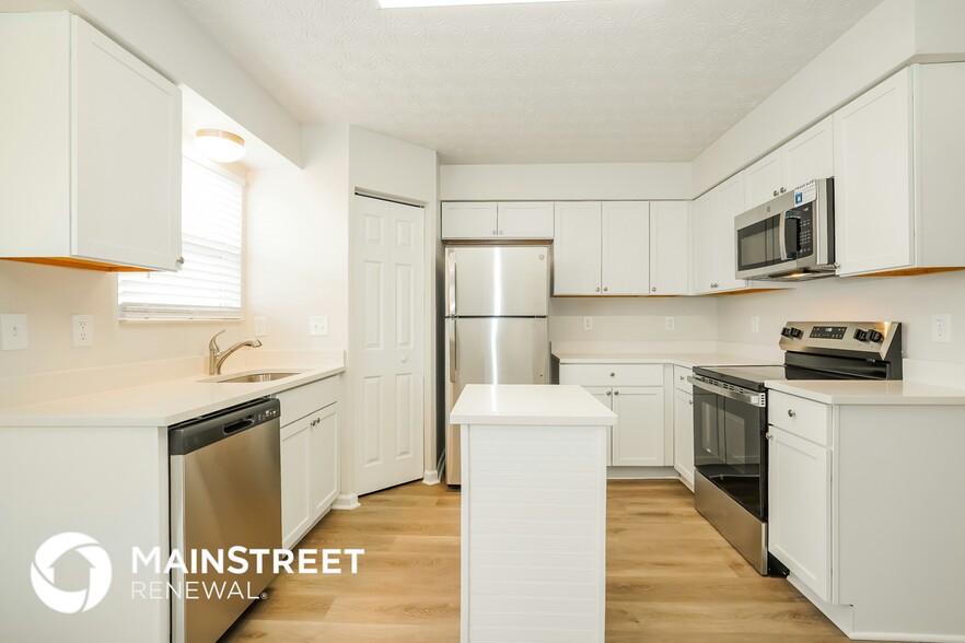 Building Photo - 3289 Kady Ln