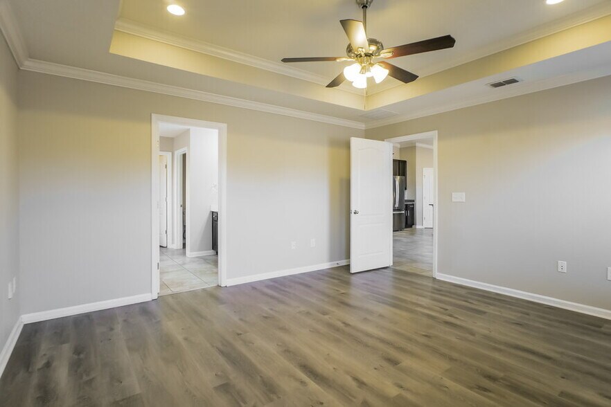 Building Photo - 1403 Nochaway Dr