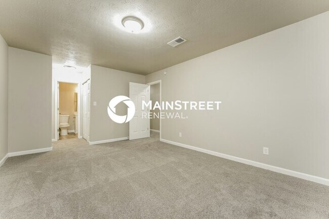 Building Photo - 4 Bedroom Pet-Friendly Home in Stockbridge, GA with Main Street Renewal