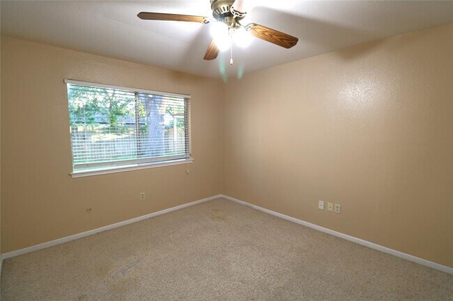 Building Photo - 7911 Fawn Terrace Dr